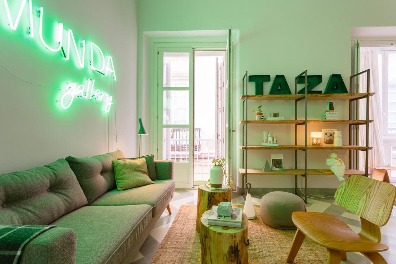 Apartment The Queen's Designer By Cadiz4rentals Cadiz